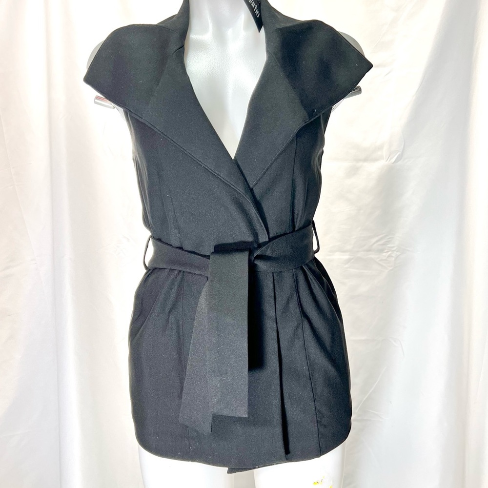 Jarbo $325 Belted Vest Top Pockets Black 0 NWT